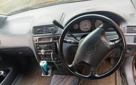 Toyota Ipsum II, 1998 год, 550 000 рублей, 4 фотография