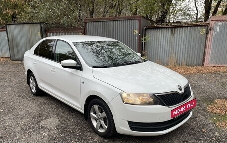 Skoda Rapid I, 2014 год, 1 100 000 рублей, 2 фотография