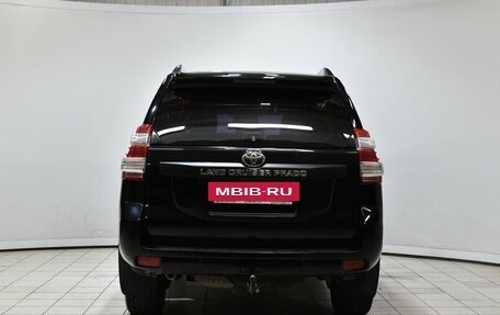 Toyota Land Cruiser Prado 150 рестайлинг 2, 2013 год, 3 499 000 рублей, 4 фотография