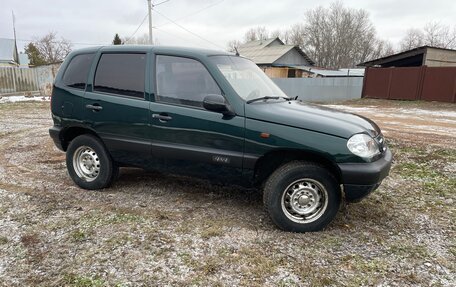 Chevrolet Niva I рестайлинг, 2004 год, 375 000 рублей, 2 фотография