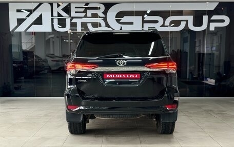 Toyota Fortuner II, 2018 год, 2 800 000 рублей, 8 фотография