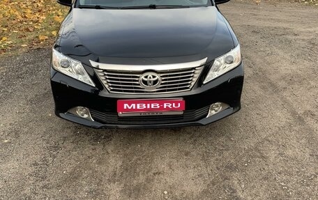 Toyota Camry, 2013 год, 1 830 000 рублей, 2 фотография