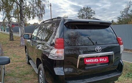 Toyota Land Cruiser 200, 2011 год, 2 430 000 рублей, 17 фотография