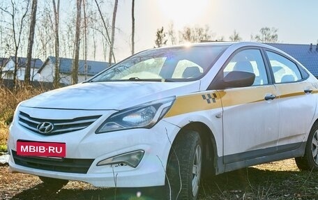 Hyundai Solaris II рестайлинг, 2016 год, 660 000 рублей, 2 фотография