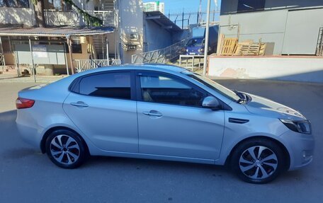 KIA Rio III рестайлинг, 2012 год, 1 000 000 рублей, 6 фотография