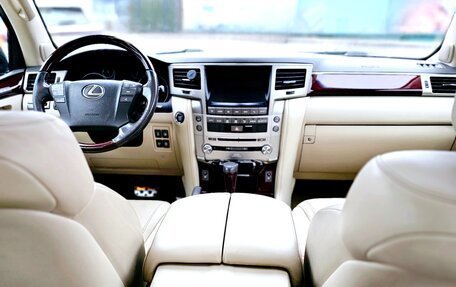 Lexus LX III, 2015 год, 4 800 000 рублей, 17 фотография