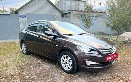 Hyundai Solaris II рестайлинг, 2015 год, 1 180 000 рублей, 4 фотография