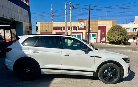 Volkswagen Touareg III, 2019 год, 5 885 000 рублей, 3 фотография