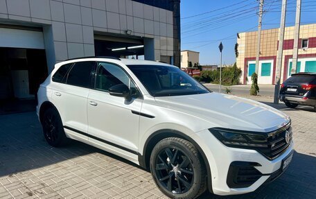 Volkswagen Touareg III, 2019 год, 5 885 000 рублей, 2 фотография