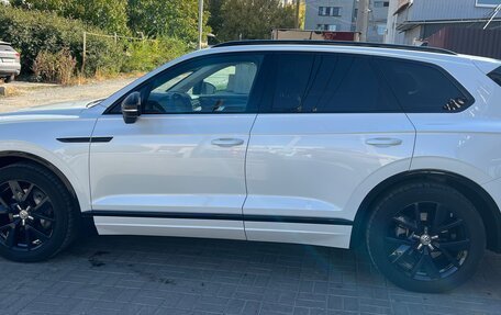 Volkswagen Touareg III, 2019 год, 5 885 000 рублей, 6 фотография