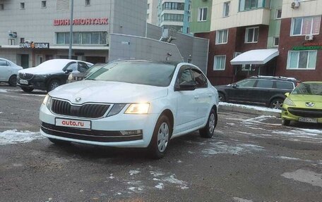 Skoda Octavia, 2018 год, 999 999 рублей, 2 фотография