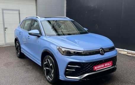 Volkswagen Tiguan, 2024 год, 6 350 000 рублей, 3 фотография