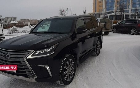 Lexus LX III, 2017 год, 8 999 999 рублей, 3 фотография