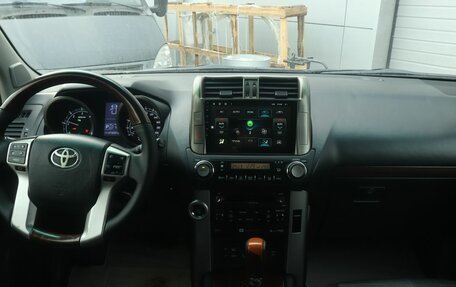 Toyota Land Cruiser Prado 150 рестайлинг 2, 2010 год, 2 649 000 рублей, 8 фотография