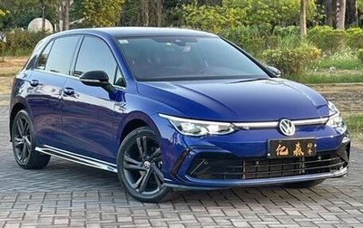 Volkswagen Golf VIII, 2021 год, 2 269 000 рублей, 1 фотография