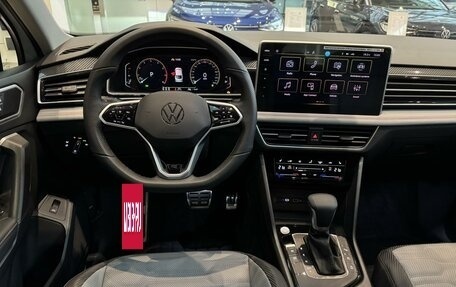 Volkswagen Tiguan II, 2023 год, 4 990 000 рублей, 17 фотография