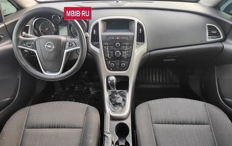 Opel Astra J, 2012 год, 750 000 рублей, 7 фотография