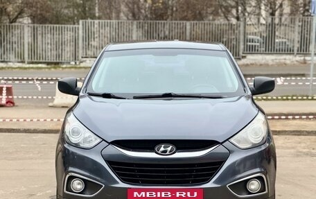 Hyundai ix35 I рестайлинг, 2010 год, 1 025 000 рублей, 2 фотография