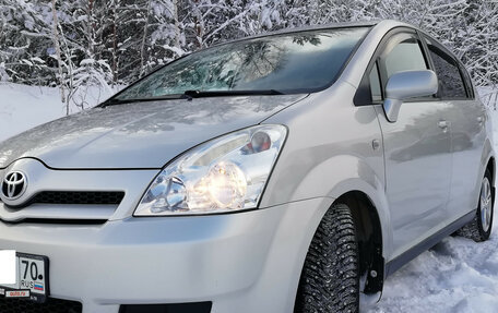 Toyota Corolla Verso I, 2007 год, 479 000 рублей, 3 фотография