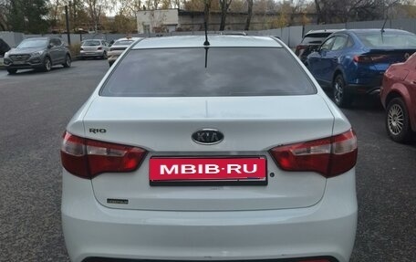 KIA Rio III рестайлинг, 2012 год, 750 000 рублей, 2 фотография