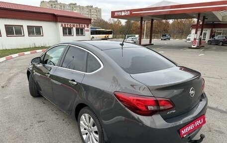 Opel Astra J, 2013 год, 1 250 000 рублей, 6 фотография