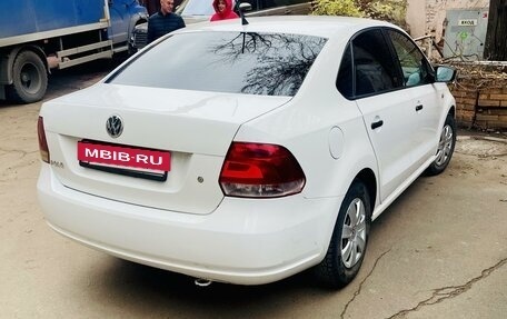 Volkswagen Polo VI (EU Market), 2013 год, 850 000 рублей, 3 фотография