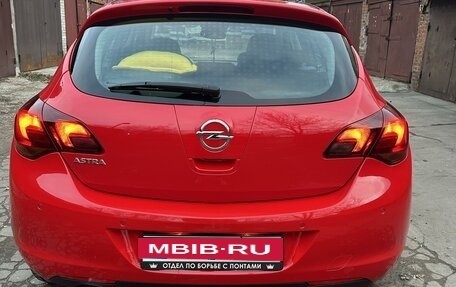 Opel Astra J, 2010 год, 1 180 000 рублей, 2 фотография