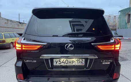 Lexus LX III, 2017 год, 9 100 000 рублей, 3 фотография