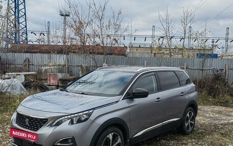 Peugeot 5008 II, 2018 год, 2 499 000 рублей, 2 фотография