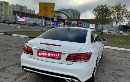 Mercedes-Benz E-Класс, 2015 год, 2 500 000 рублей, 4 фотография