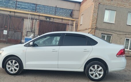 Volkswagen Polo VI (EU Market), 2015 год, 899 000 рублей, 2 фотография