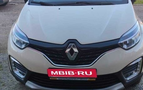 Renault Kaptur I рестайлинг, 2019 год, 1 600 000 рублей, 2 фотография