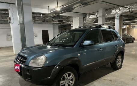 Hyundai Tucson III, 2005 год, 650 000 рублей, 1 фотография