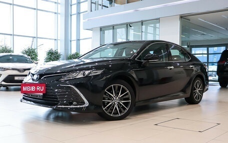 Toyota Camry, 2024 год, 6 390 000 рублей, 6 фотография