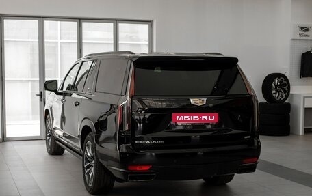 Cadillac Escalade V, 2024 год, 23 990 000 рублей, 6 фотография