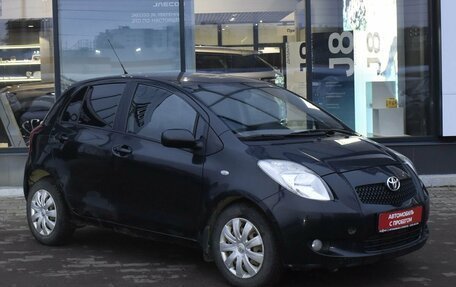 Toyota Yaris III рестайлинг, 2008 год, 645 000 рублей, 3 фотография