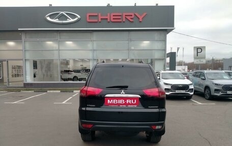 Mitsubishi Pajero Sport II рестайлинг, 2014 год, 1 727 000 рублей, 6 фотография