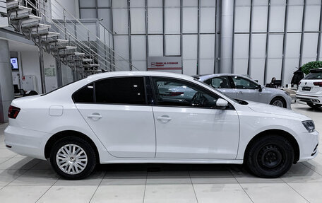 Volkswagen Jetta VI, 2017 год, 1 850 000 рублей, 4 фотография