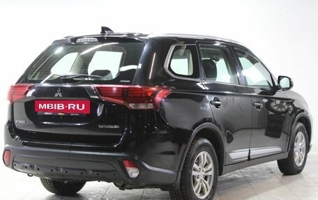 Mitsubishi Outlander III рестайлинг 3, 2018 год, 1 849 000 рублей, 5 фотография