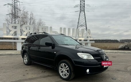 Mitsubishi Outlander III рестайлинг 3, 2007 год, 650 000 рублей, 4 фотография