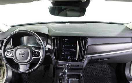 Volvo V90 Cross Country I рестайлинг, 2018 год, 3 398 000 рублей, 14 фотография