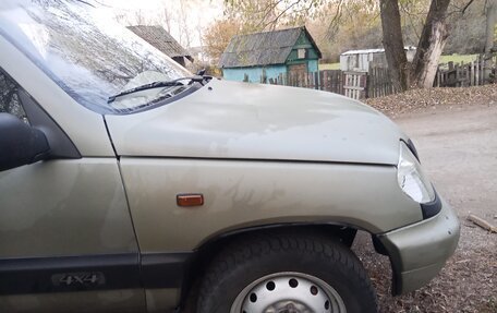 Chevrolet Niva I рестайлинг, 2006 год, 260 000 рублей, 5 фотография