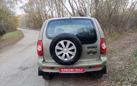 Chevrolet Niva I рестайлинг, 2006 год, 260 000 рублей, 15 фотография