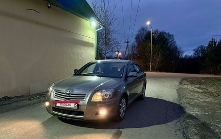 Toyota Avensis III рестайлинг, 2007 год, 1 300 000 рублей, 3 фотография