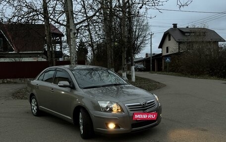 Toyota Avensis III рестайлинг, 2007 год, 1 300 000 рублей, 2 фотография