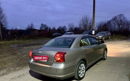 Toyota Avensis III рестайлинг, 2007 год, 1 300 000 рублей, 8 фотография