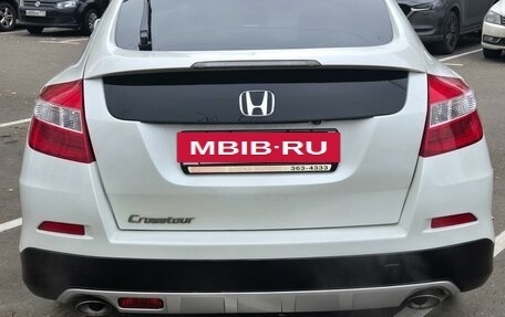 Honda Crosstour I рестайлинг, 2013 год, 2 100 000 рублей, 8 фотография