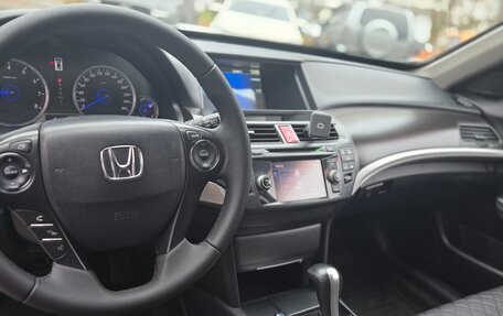 Honda Crosstour I рестайлинг, 2013 год, 2 100 000 рублей, 20 фотография