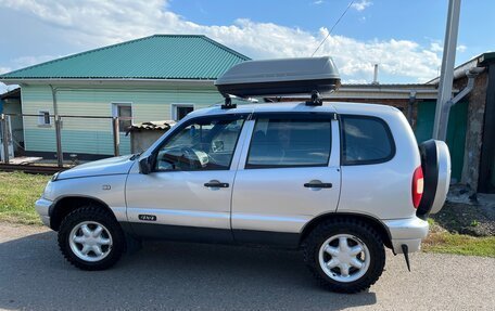 Chevrolet Niva I рестайлинг, 2005 год, 410 000 рублей, 2 фотография