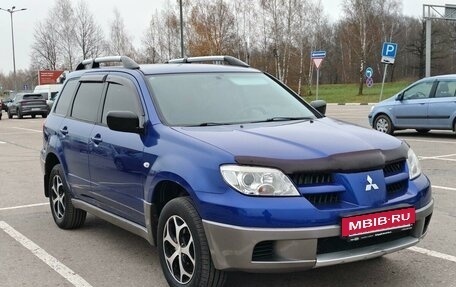 Mitsubishi Outlander III рестайлинг 3, 2007 год, 735 000 рублей, 2 фотография